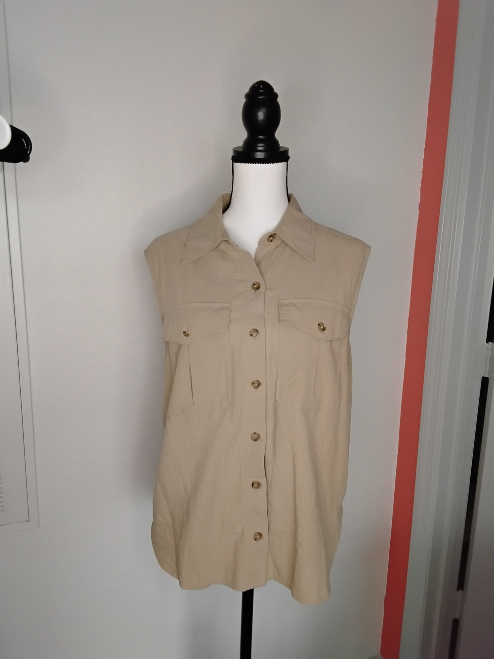 Banana Republic Sleeveless Safari Style Button-Down Shirt - Khaki